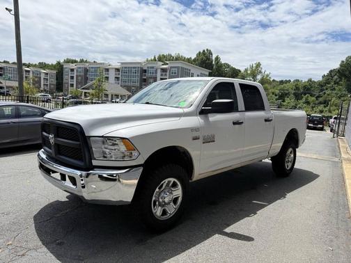2018 RAM 2500 Tradesman Crew Cab 4x4 6'4' Box