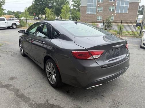 2016 Chrysler 200 S