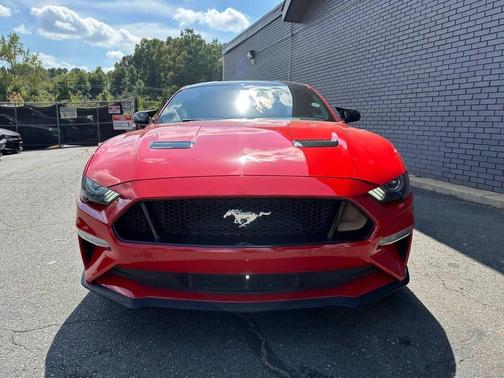 2019 Ford Mustang EcoBoost