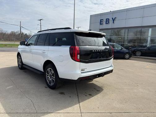 OXFORD WHITE 2025 Ford Expedition ACTIVE