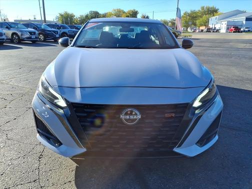 2024 Nissan Altima SR FWD