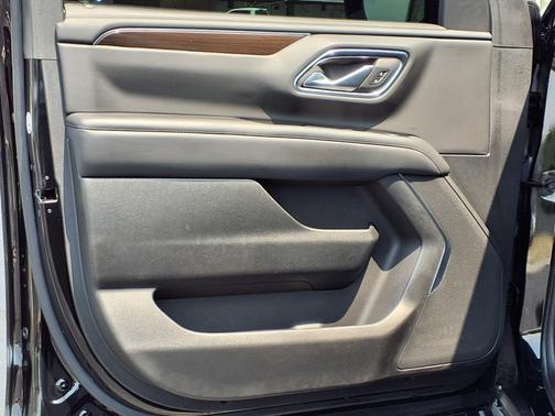 2022 GMC Yukon SLE
