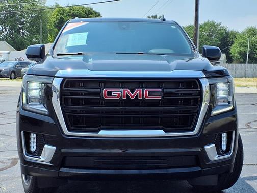 2022 GMC Yukon SLE