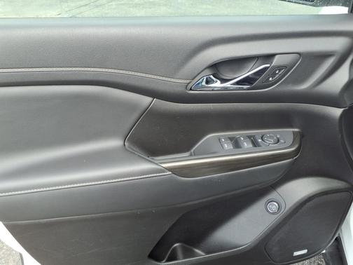 2023 GMC Acadia FWD SLT