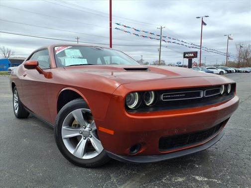 2022 Dodge Challenger SXT