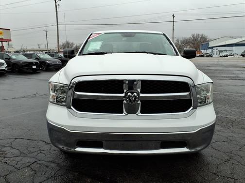 2024 RAM 1500 Classic SLT