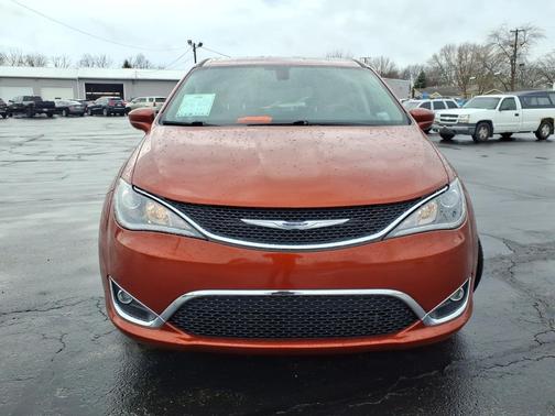 2018 Chrysler Pacifica Touring Plus