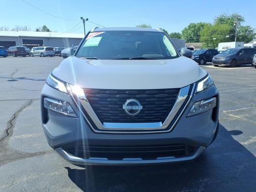 Boulder Gray Pearl 2023 Nissan Rogue SL