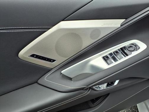 2020 Chevrolet Corvette Stingray w/2LT