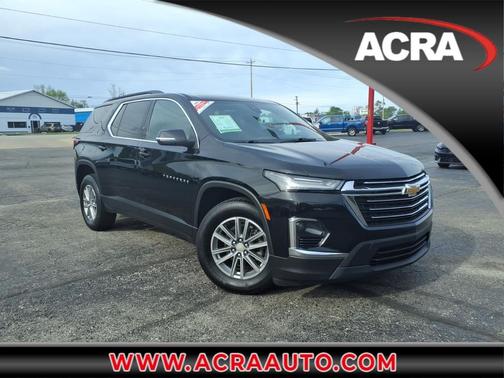 Mosaic Black Metallic 2023 Chevrolet Traverse LT Leather