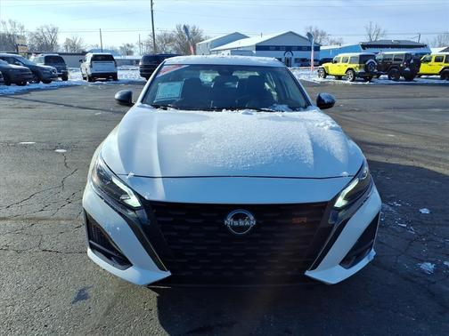 2024 Nissan Altima SR FWD