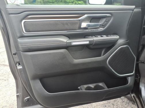 Granite Crystal Metallic Clearcoat 2022 RAM 1500 Laramie