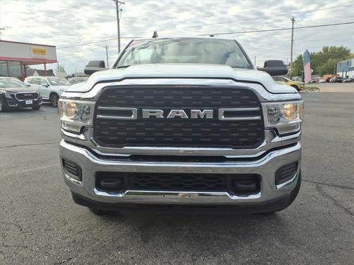 2022 RAM 2500 Big Horn Crew Cab 4x4 6'4' Box
