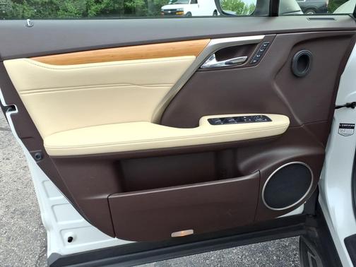 Eminent White Pearl 2017 Lexus RX 350 Base