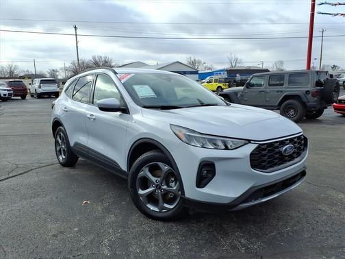 2025 Ford Escape ST-Line Select