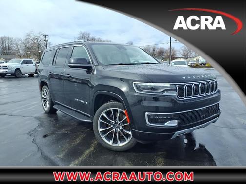 Diamond Black Crystal Pearlcoat 2023 Jeep Wagoneer Series II 4x4