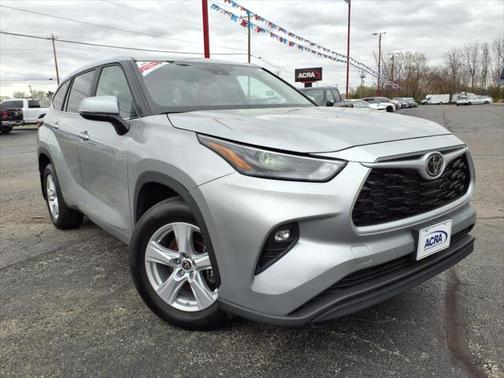 2023 Toyota Highlander LE