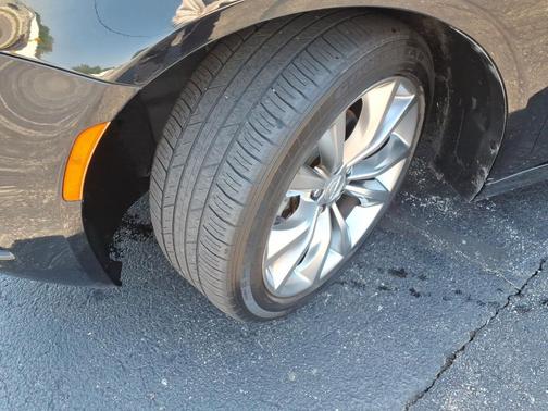 Black Clearcoat 2015 Chrysler 200 S