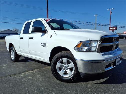 2024 RAM 1500 Classic SLT
