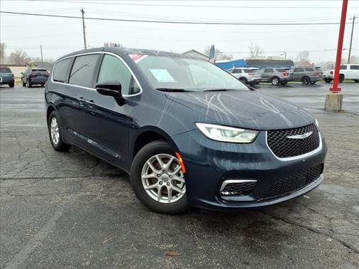 Fathom Blue Pearlcoat 2024 Chrysler Pacifica Touring L