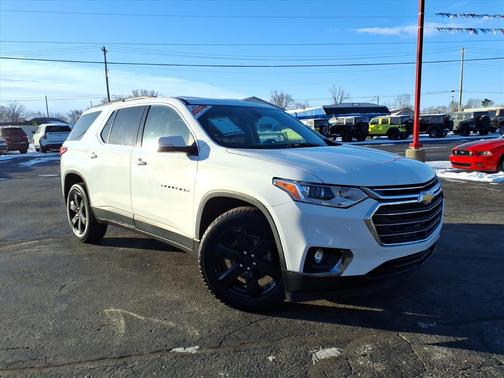2021 Chevrolet Traverse LT Leather
