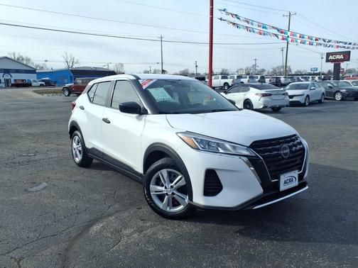 2022 Nissan Kicks S