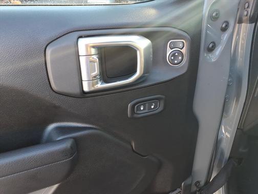 2022 Jeep Wrangler Willys