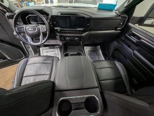 2024 GMC Sierra 2500 SLT