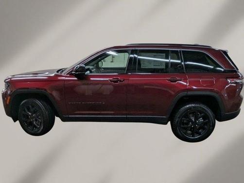 2026 Jeep Grand Cherokee Laredo