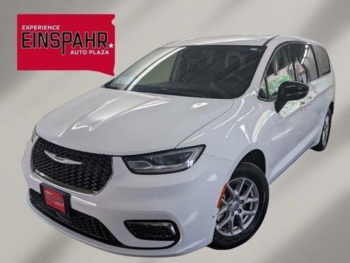 Bright White Clearcoat 2024 Chrysler Pacifica Touring-L