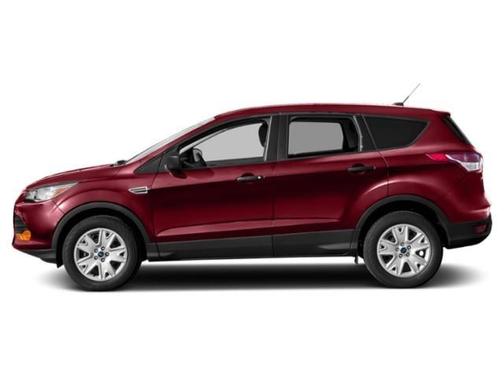 Red 2015 Ford Escape SE