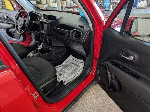2020 Jeep Renegade Altitude