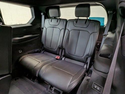 2025 Jeep Grand Cherokee L Overland