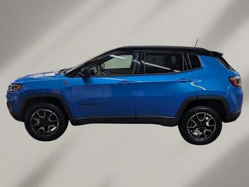 Hydro Blue Pearlcoat 2026 Jeep Compass Trailhawk