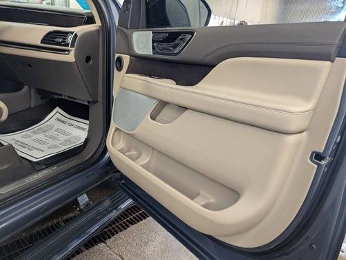 Blue 2023 Lincoln Navigator Reserve