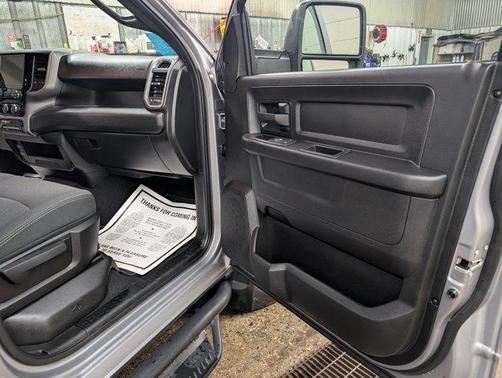 Billet Silver Metallic Clearcoat 2024 RAM 2500 Tradesman