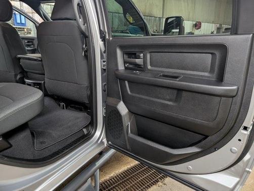 Billet Silver Metallic Clearcoat 2024 RAM 2500 Tradesman