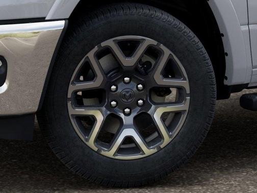 Bright White Clearcoat 2026 RAM 1500 Laramie