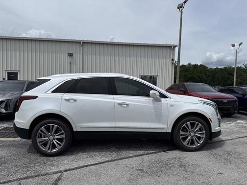 2025 Cadillac XT5 FWD Premium Luxury