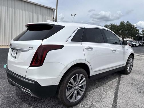 2025 Cadillac XT5 FWD Premium Luxury