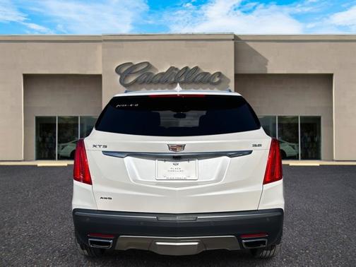 2018 Cadillac XT5 Platinum