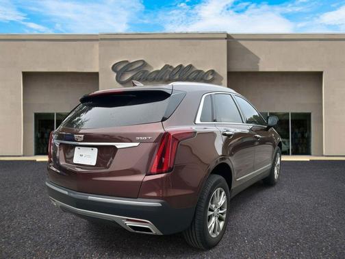 2022 Cadillac XT5 Premium Luxury
