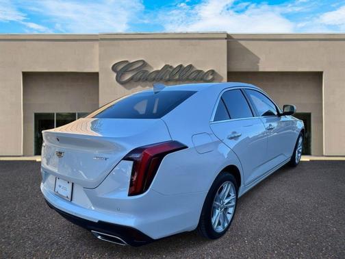 2025 Cadillac CT4 Luxury RWD