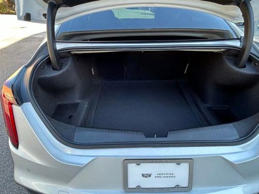 2025 Cadillac CT4 Luxury RWD