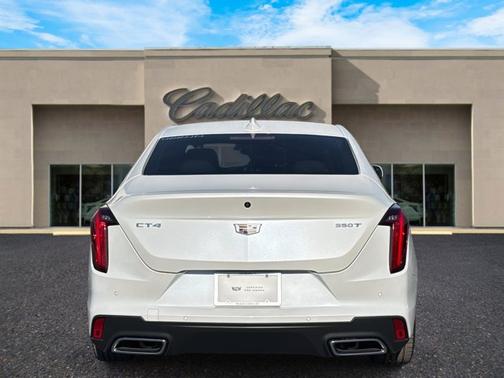 2025 Cadillac CT4 Luxury RWD