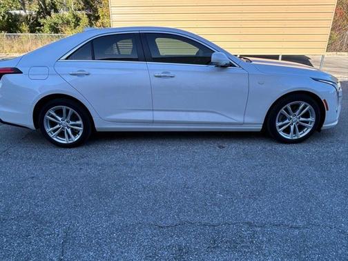 2025 Cadillac CT4 Luxury RWD