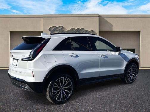 2025 Cadillac XT4 Sport
