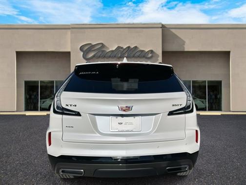 2025 Cadillac XT4 Sport