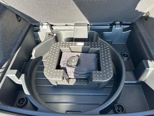 2025 Cadillac XT4 Sport