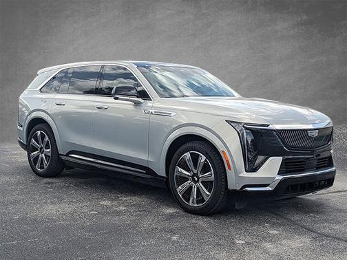 2025 Cadillac Escalade IQ Luxury 2